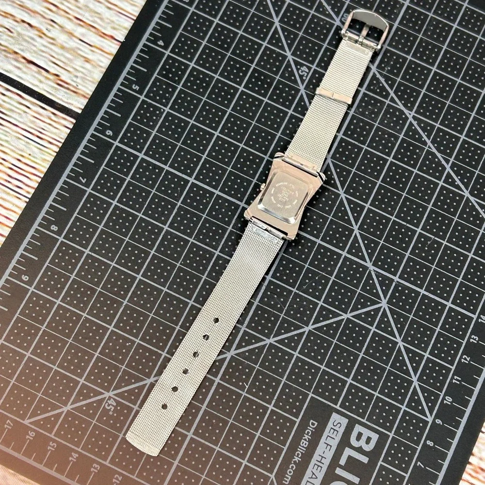 Alto quartz watch